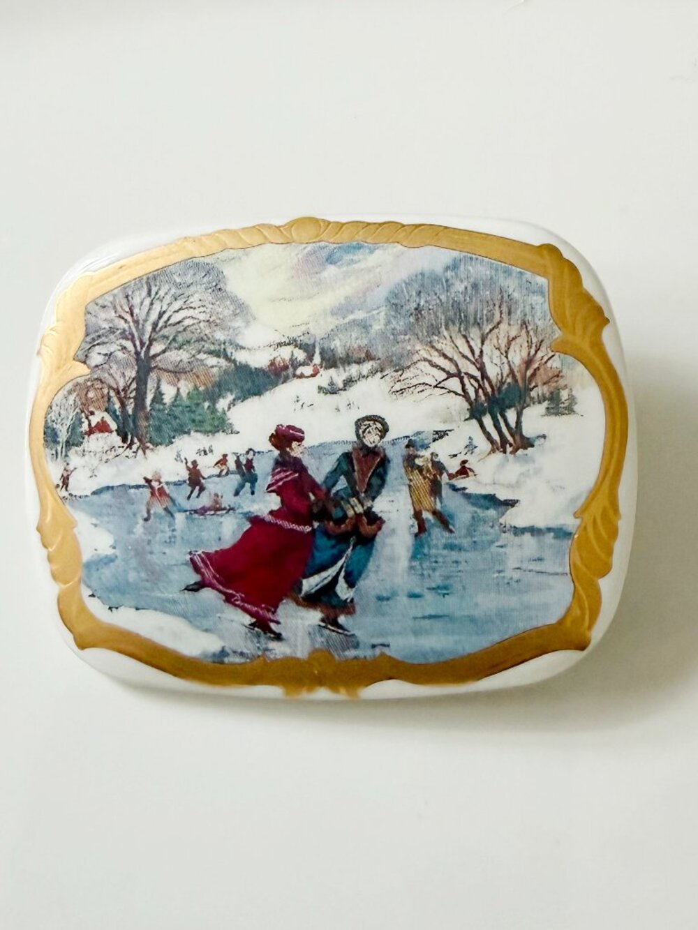 Vintage Victorian Ice Skating Porcelain Brooch Gold Tone Winter Scene